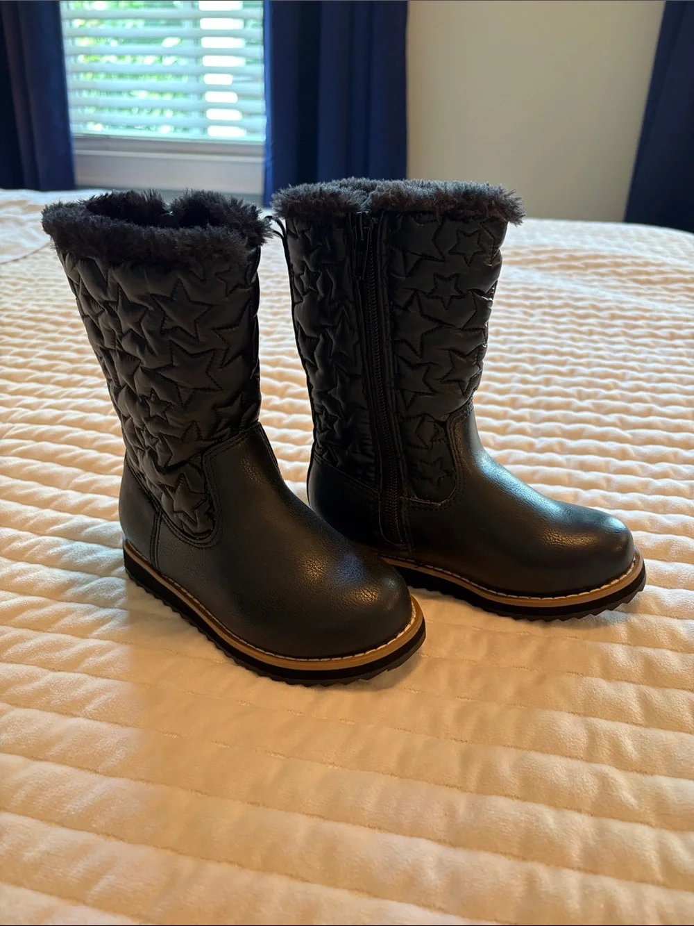 HM girls fur lined black boots